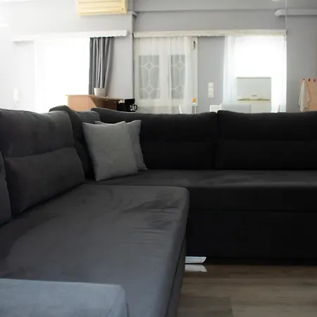 Appartement Emvi Iv Seaview Near Airport